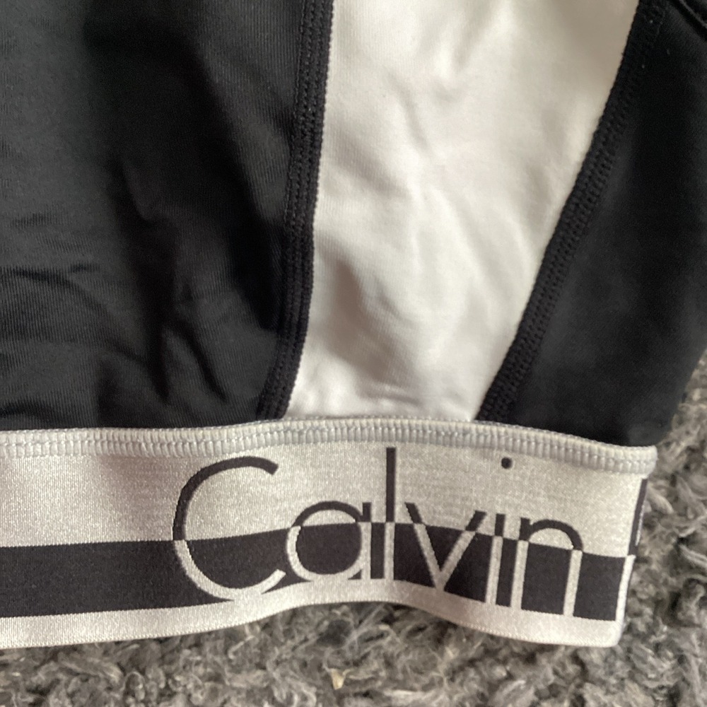 Calvin Klein Performance Sports Bra Size Med Racer Back - Picture 3 of 9